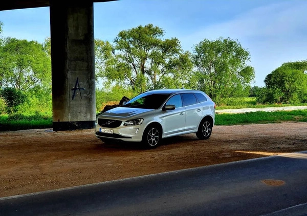 Volvo XC 60 cena 75900 przebieg: 166000, rok produkcji 2016 z Jawor małe 436